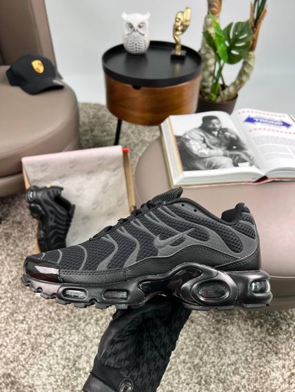Чоловічі кросівки Air Max Plus New Reflektive All Black , В'єтнам 44 28 | Зображення 7