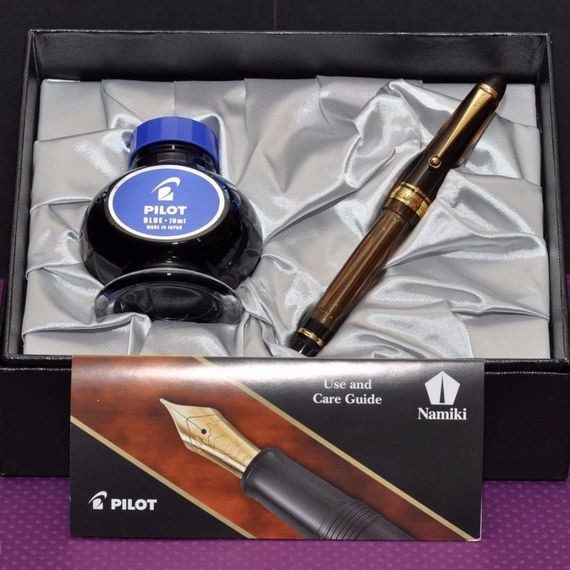 Перьевая ручка Pilot Custom 823 Коричневая с золотым пером Подарочный набор, тонкое (F) | Зображення 5