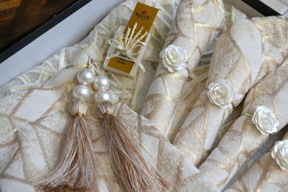 Cкатертина Selin Elmas Set 160×350+12 серветок кремова | Зображення 2