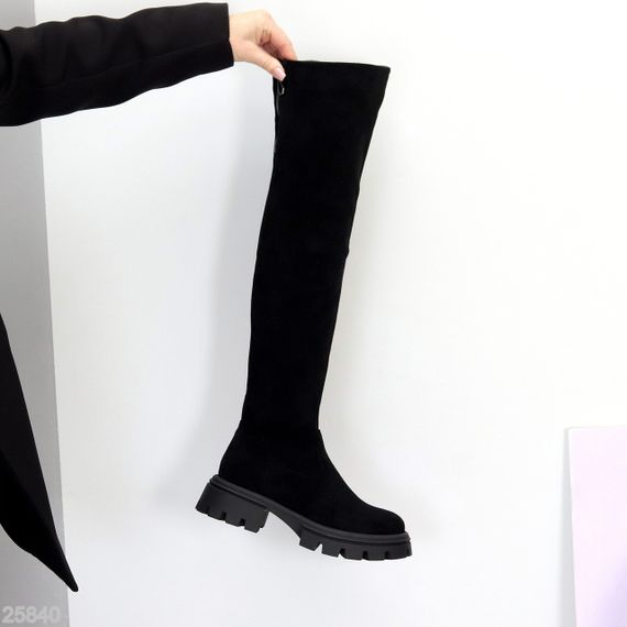 Высокие замшевые черные сапоги ботфорты  молния по всей длине | Зображення 2