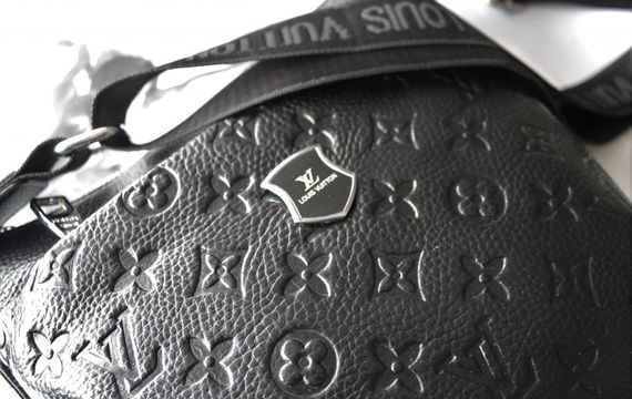 Чоловіча шкіряна сумка-месенджер Louis Vuitton чорна | Зображення 1