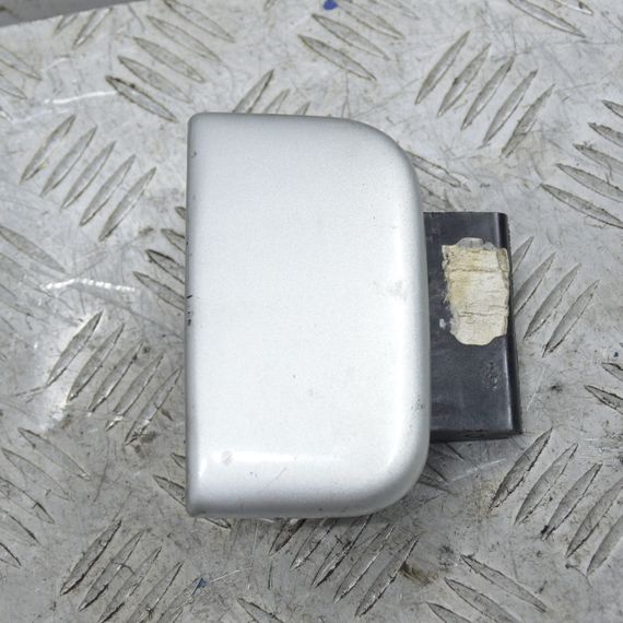 Ручка дверей зовнішня передня права Peugeot Partner M59 2003-2008 Ручка дверей зовнішня права Пежо Партнер м59