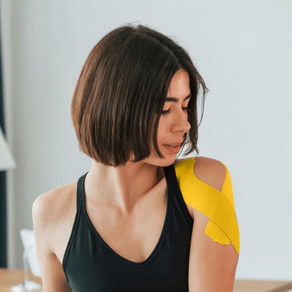 Стрічка кінезіологічна (кінезіо тейп) 4FIZJO 5 см x 5 м 4FJ0542 Yellow (P-5907739318824) | Зображення 3