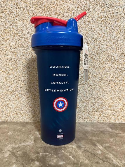 Спортивний шейкер BlenderBottle Classic Loop PRO 28oz/820ml Marvel Capitan Amerika (600557) | Зображення 1