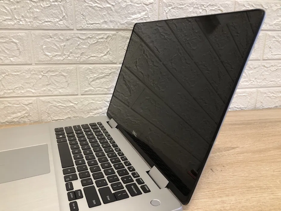 Гарний та сучасний Ноутбук Dell 7586 Core i5 - 8 покоління, IPS, SSD | Зображення 6