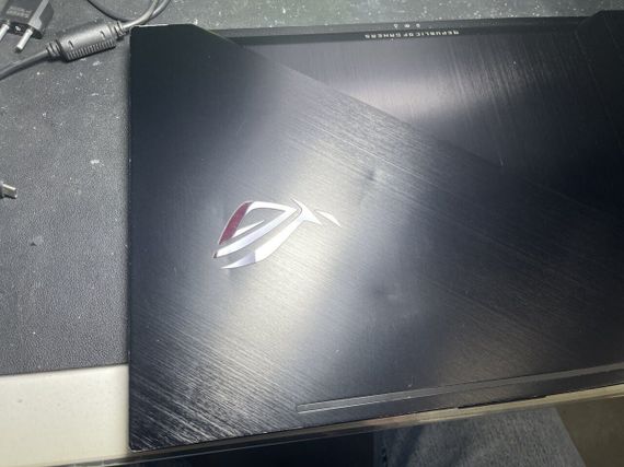 Игровой ноутбук Б-класс Asus ROG GU501GM-BI7N8 / 15.6" (1920x1080) IPS / Intel Core i7-8750H (6 (12) ядра по 2.2 - 4.1 GHz) / 16 GB DDR4 / 480 GB SSD / nVidia GeForce GTX 1060, 6 GB GDDR5, 192-bit / WebCam б/у | Зображення 8