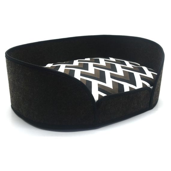 Лежак для котів і собак Олімп №4 460х620х175 мм коричневий