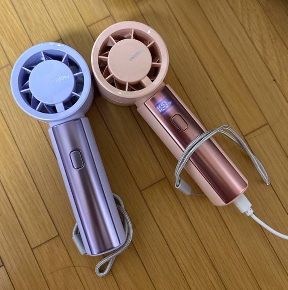 Ручной портативный аккумуляторный вентилятор с LED дисплеем coldSky Handheld Fan 4000mAh | Зображення 5