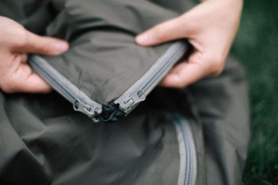 Спальний мішок Tramp Airy Light ковдра з капюшоном 750г, легкий літній спальник трамп, для походу кемпінгу риболовлі | Зображення 1