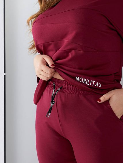 Женский спортивный прогулочный костюм с укороченными штанами NB24003 бордовый, размер 50/52 | Зображення 3