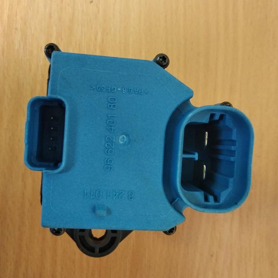 Peugeot 5008 (від 2009-) реостат резистор вентилятора пічки 9662240180 1308CP Пежо | Зображення 2