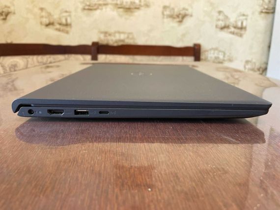 Ультрабук Dell Inspiron 15 3535 / 15.6" (1920x1080) IPS / AMD Ryzen 7 7730U (8 (16) ядер по 2.0 - 4.5 GHz) / 16 GB DDR4 / 256 GB SSD / AMD Radeon Vega 8 Graphics / WebCam б/в | Зображення 4