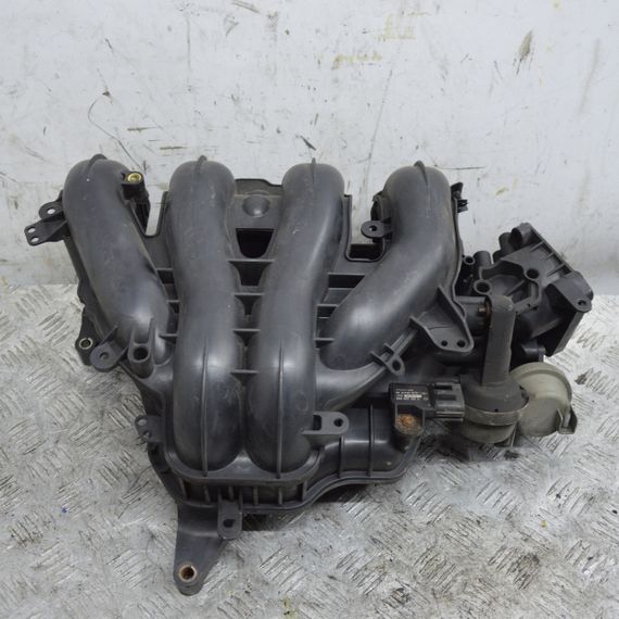 Впускний колектор 1.8 Volvo V50 2004-2012 Колектор впускний Вольво в50 M738A