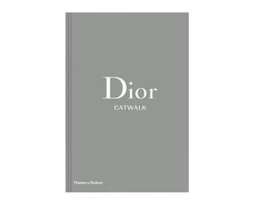 Книга про колекції Діор Dior Catwalk: The Complete Collections. Alexander Fury історія моди з ілюстраціями