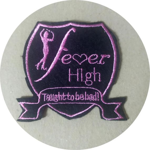 Нашивка на одяг (термо) Feer High 75*72 мм Чорний
