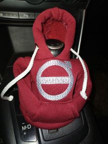Чехол кофта Худи аксессуар на КПП Car Hoodie Volvo Вольво бордовый подарок автомобилисту 10070