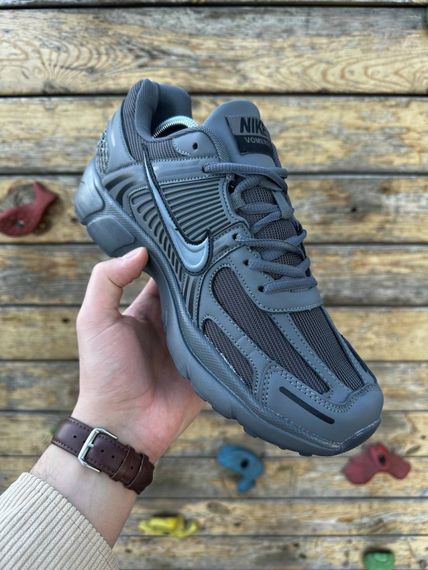 Кросівки Nike ZOOM Vomero 5 (dark gray) | Зображення 1