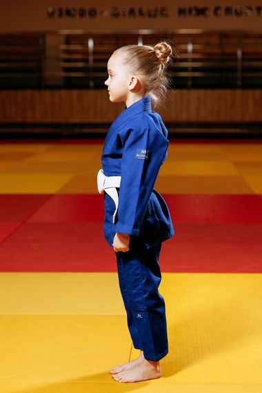 Синє дитяче кімоно для дівчаток, дзюдо, TM BUDOGI серія BEGINNER, зріст 130 см, щільність 350 гр/м.кв. | Зображення 5