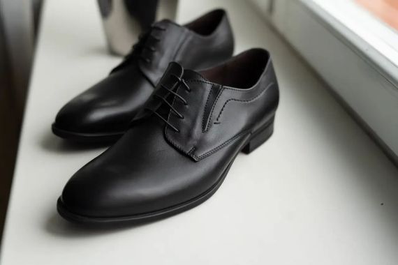 Шкіряні туфлі на шнурівці 44 розмір | Зображення 1
