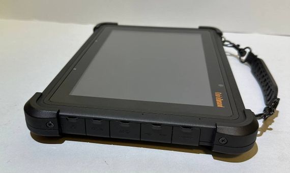 Защищенный планшет MobileDemand XTablet T1180 / 10.1" (1920x1200) IPS Touch / Intel Core i5-8200Y (2 (4) ядра по 1.3 - 3.9 GHz) / 8 GB DDR3 / 256 GB SSD / Intel HD Graphics 620 / WebCam б/у | Зображення 4