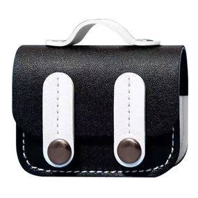 Кожаный футляр Briefcase для наушников AirPods Pro Black / White