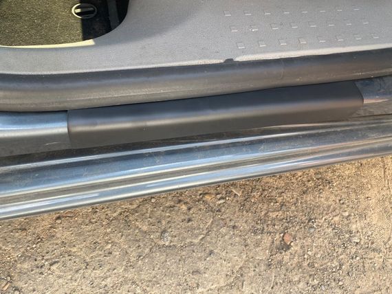 Накладки на дверные пороги EuroCap (4 шт, ABS) для Volkswagen Caddy 2010-2015 гг | Зображення 1