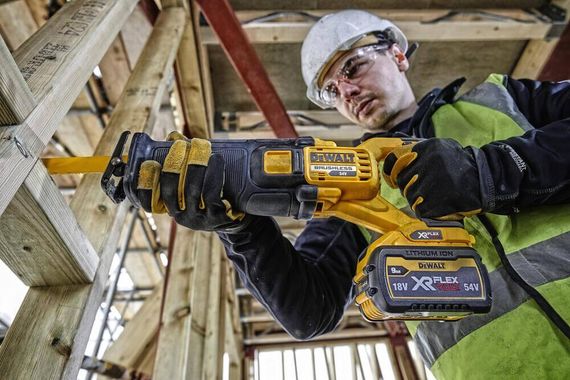 Пила шабельна акумуляторна 54В DeWALT DCS389N | Зображення 2