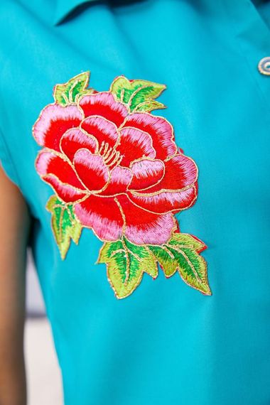 Жіноча сорочка без рукавів, м'ятного кольору с вишивкою, 172R205 | Зображення 4