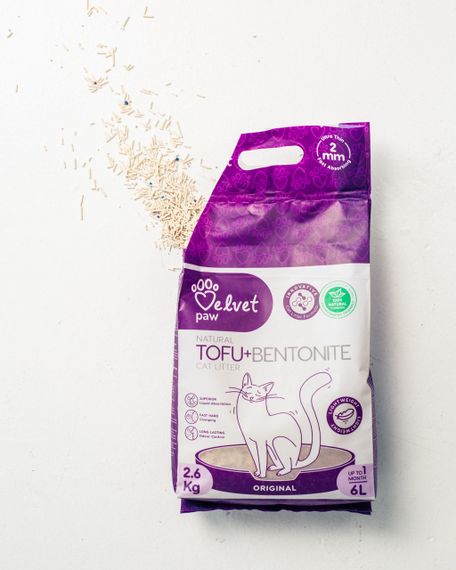Растительный наполнитель для кошачьего туалета с бентонитом Velvet Paw Tofu Original, 6 л | Зображення 2