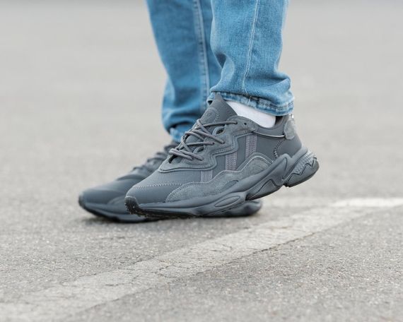 Кросівки Adidas Ozweego Grey | Зображення 1