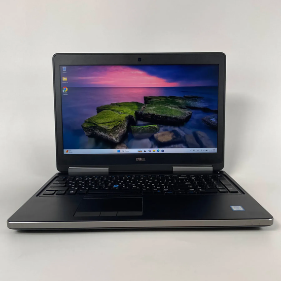 Мобильная рабочая станция Dell Precision 7520 / 15.6" (1920x1080) IPS / Intel Core i7-7700HQ (4 (8) ядра по 2.8 - 3.8 GHz) / 16 GB DDR4 / 128 GB SSD + 500 GB HDD / nVidia Quadro M1200, 4 GB GDDR5, 256-bit / WebCam / HDMI б/у + Подарок Беспроводная мышь | Зображення 1