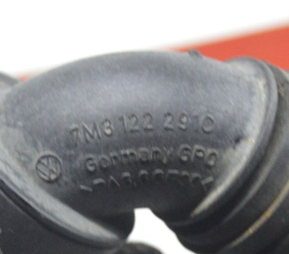 Патрубок системи охолодження Volkswagen Golf V Passat B6 2003-2010 Фланець охолодження Фольксваген 7M3122291C | Зображення 2