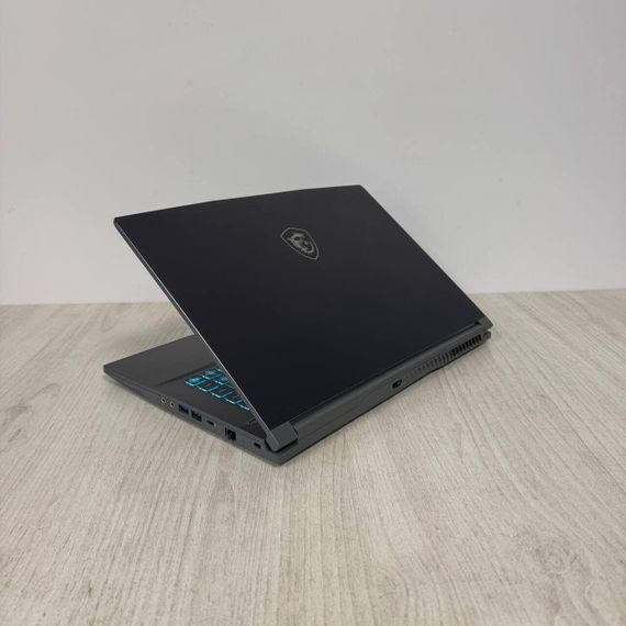 Ігровий ноутбук Б-клас MSI Thin A15 B7VE / 15.6" (1920x1080) IPS / AMD Ryzen 7 7735HS (8 (16) ядер по 3.2 - 4.75 GHz) / 16 GB DDR5 / 512 GB SSD NVMe / nVidia GeForce RTX 4050, 6 GB GDDR6, 96-bit / WebCam б/в | Зображення 6