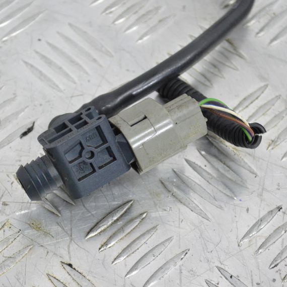 Трубка вакуумного підсилювача гальм 1.0 EcoBoost Ford Fiesta Mk7 Форд Фієста 7 C1B12420GB 0261230381 | Зображення 2