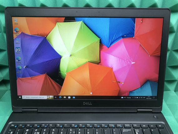Ультрабук Б-класс Dell Latitude 5590 / 15.6" IPS / Core i7-8650U (4(8) ядра по 1.9-4.2GHz) / 8GB DDR4 / 256GB SSD M.2 / UHD Graphics 620 / USB 3.1 / HDMI / Win 10 б/у | Зображення 2