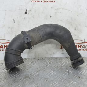 Патрубок повітряного фільтра 1.9 JTD Fiat Doblo 2000-2010 Повітропровід радіатора Фіат Добло