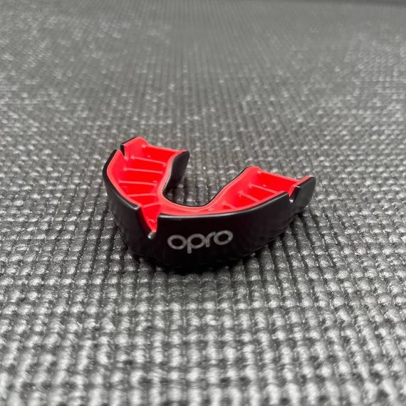 Капа OPRO Silver доросла (вік 11+) Black/Red (art.102502001) | Зображення 3