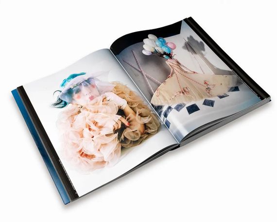 Книга фотоальбоми відомих фотографів Тім Вокер Tim Walker: Shoot for the Moon книги про фешн світлини | Зображення 7