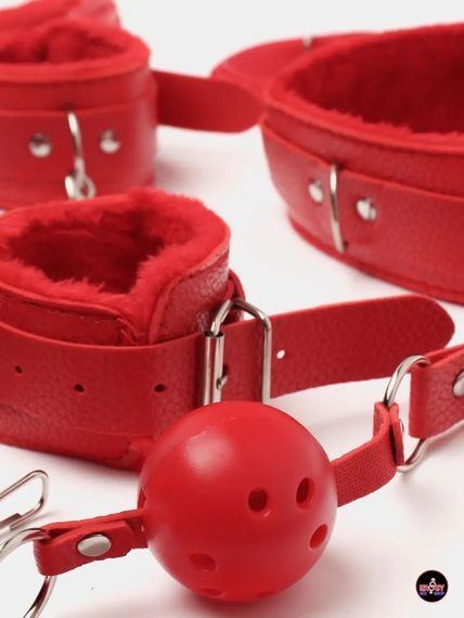 BDSM-комплект червоного кольору для рольових ігор із 10 предметів | Зображення 1