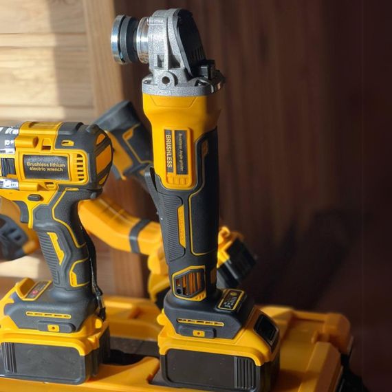 Набір акумуляторних інструментів 4в1 68V з дрилем-шуруповертом, гайковертом, перфоратором та болгаркою в кейсі XPRO 4030-Yellow/Black (47819-40-30_4635) | Зображення 7