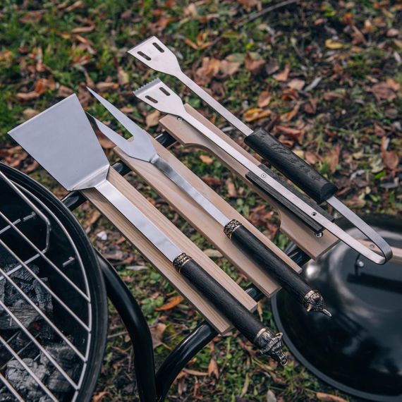 Подарочний BBQ набор. Лопатка, щипцы, вилка | Зображення 1