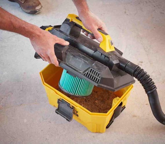 Пылесос аккумуляторный STANLEY FATMAX SFMCV002B | Зображення 6