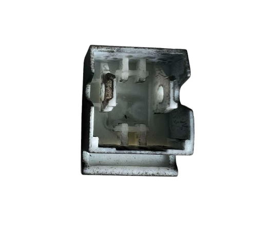 Opel Astra III H (04-10) накладка кнопки стеклоподъемника черная, 6240452 Опель Астра 3 | Зображення 1