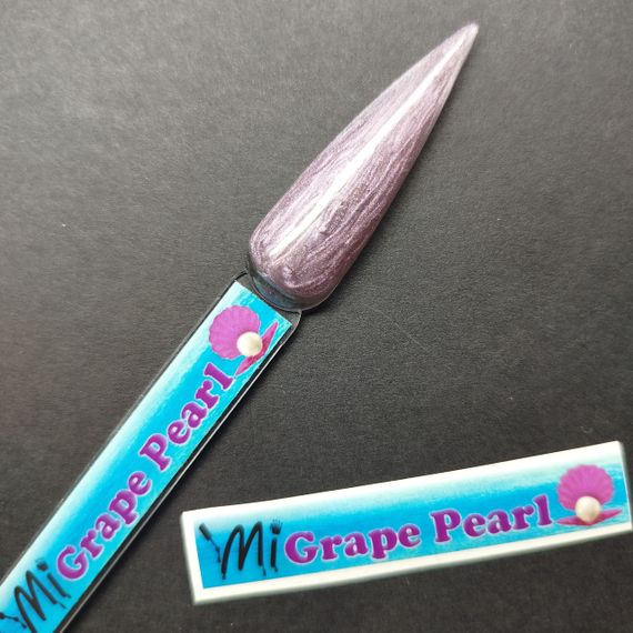 Наклейка на типсу (палитру) для геля Mi Grape Pearl (9 x 55 мм)