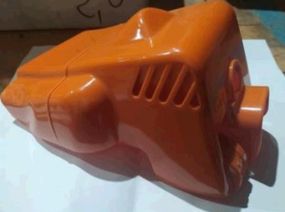 Кришка двигуна б/п (верхня) для St M 180 (старого зразка) MECH