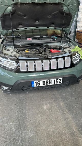 Передня решітка (сіра) для Dacia Duster 2018-2024 рр | Зображення 3