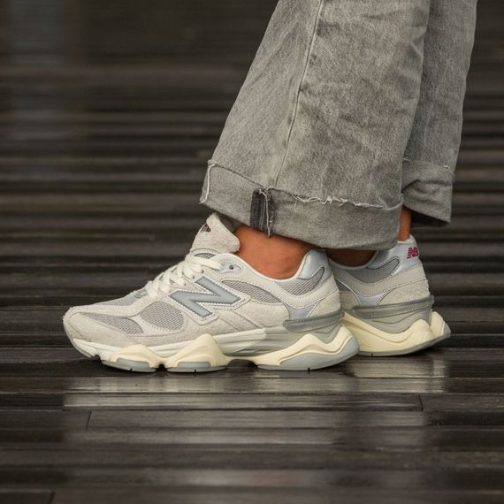 Кросівки весна/літо New Balance колір сірий,срібний | Зображення 1