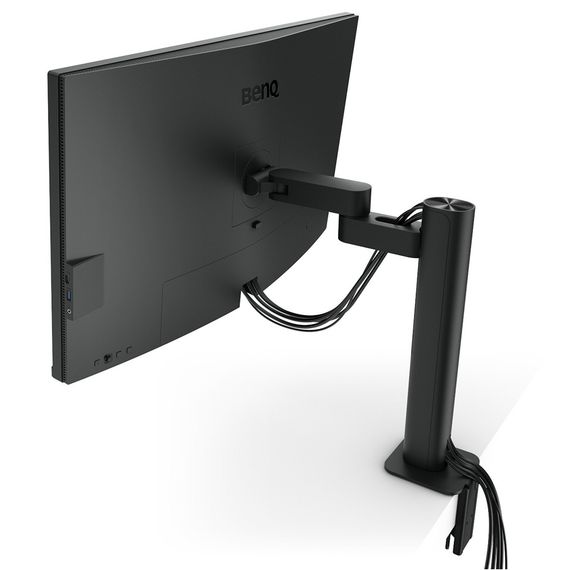 TFT 31.5" BenQ PD3205UA, IPS, 4K UHD, 99% sRGB, HDMI, DP, USB-С, USB-hub, HAS, колонки, темно- сірий | Зображення 6