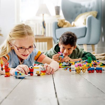 Конструктор LEGO Classic 90 лет игры (11021) | Зображення 4