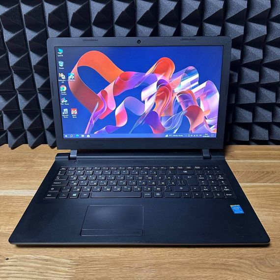 Ноутбук Б-клас Lenovo IdeaPad 100-15IBY / 15.6" (1366x768) TN / Intel Pentium N3540 (4 ядра по 2.16 - 2.66 GHz) / 8 GB DDR3 / 128 GB SSD / Intel HD Graphics / WebCam / Win 10 б/в | Зображення 1